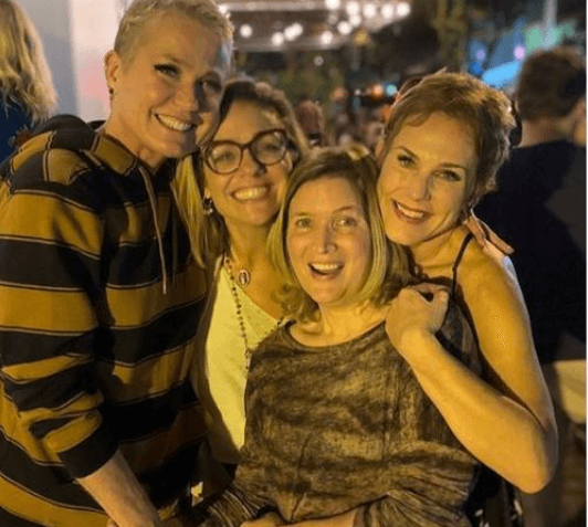 Xuxa com as paquitas Andrea Veiga, Louise Wischerman, a Pituxa, e Ana Paula Guimarães (Foto: Reprodução/ Instagram) Xuxa com as paquitas Andrea Veiga, Louise Wischerman, a Pituxa, e Ana Paula Guimarães (Foto: Reprodução/ Instagram)