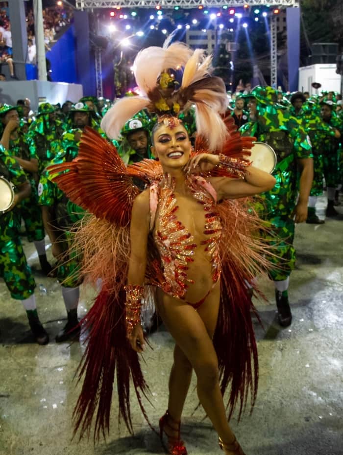 Fantasia de Juliana Paes no Carnaval de 2019. Foto: Reprodução Fantasia de Juliana Paes no Carnaval de 2019. Foto: Reprodução