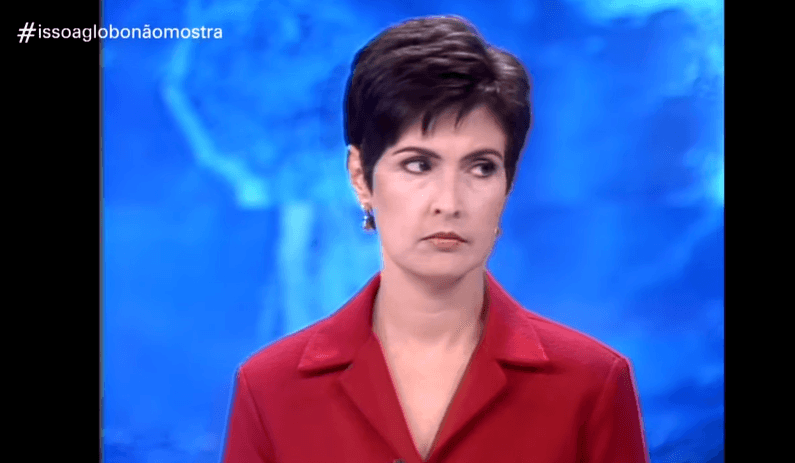 Fátima Bernardes durante o Jornal Nacional da Globo. (Foto: Reprodução) Fátima Bernardes durante o Jornal Nacional da Globo. (Foto: Reprodução)