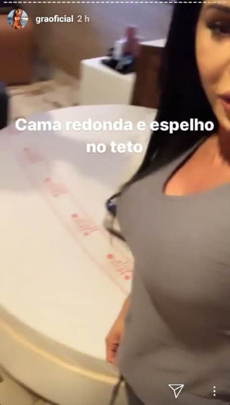 Casal se divertiu em motel Casal se divertiu em motel