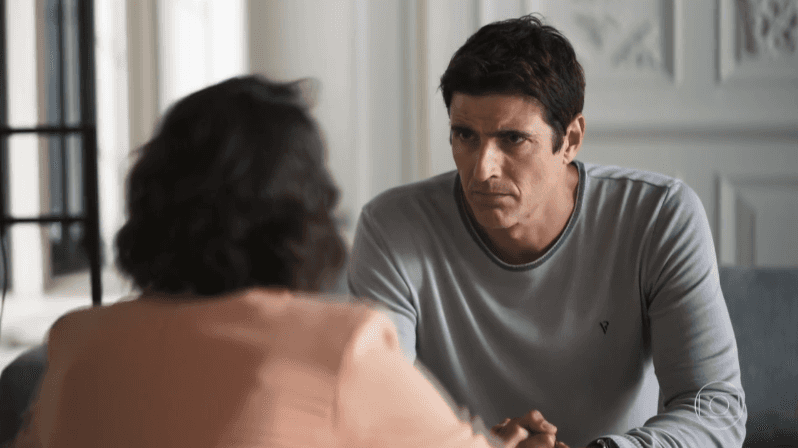 Régis (Reynaldo Gianecchini) terá embate com Josiane (Agatha Moreira) em A Dona do Pedaço (Foto: Reprodução/Globo) Régis (Reynaldo Gianecchini) terá embate com Josiane (Agatha Moreira) em A Dona do Pedaço (Foto: Reprodução/Globo)
