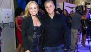 O apresentador do Caldeirão do Huck, da Glob, Luciano Huck e a sua esposa, Angélica (Foto: Divulgação)