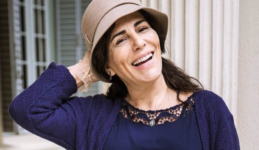 Lola ( Gloria Pires ) por Raquel Cunha em Éramos Seis (Foto: Divulgação) Lola ( Gloria Pires ) por Raquel Cunha em Éramos Seis (Foto: Divulgação)