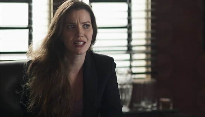 Fabiana (Nathalia Dill) quase será assassinada em A Dona do Pedaço (Foto: Reprodução/Globo) Fabiana (Nathalia Dill) quase será assassinada em A Dona do Pedaço (Foto: Reprodução/Globo)