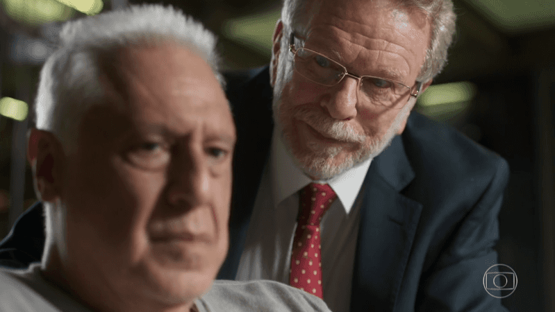 Alberto (Antonio Fagundes) será atormentado pela morte de Eric Feitosa (Jonas Bloch) em Bom Sucesso (Foto: Reprodução/Globo) Alberto (Antonio Fagundes) será atormentado pela morte de Eric Feitosa (Jonas Bloch) em Bom Sucesso (Foto: Reprodução/Globo)