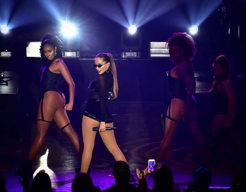 Anitta Anitta