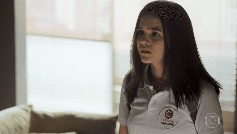 Cássia (Mel Maia) rejeitará pai gay em A Dona do Pedaço (Foto: Reprodução/Globo) Cássia (Mel Maia) rejeitará pai gay em A Dona do Pedaço (Foto: Reprodução/Globo)