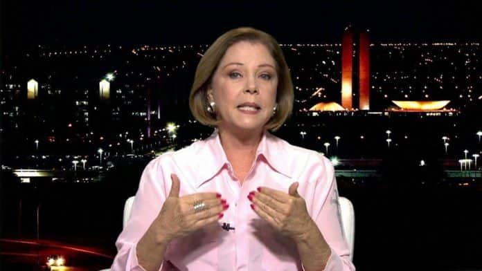 A âncora da Globo, Eliane Cantanhede que apresenta o Em Pauta na GloboNews causou polêmica nas redes sociais (Foto: Reprodução/GloboNews) A âncora da Globo, Eliane Cantanhede que apresenta o Em Pauta na GloboNews causou polêmica nas redes sociais (Foto: Reprodução/GloboNews)