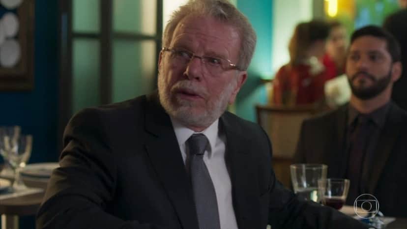 Eric (Jonas Bloch) em cena de Bom Sucesso Eric (Jonas Bloch) em cena de Bom Sucesso