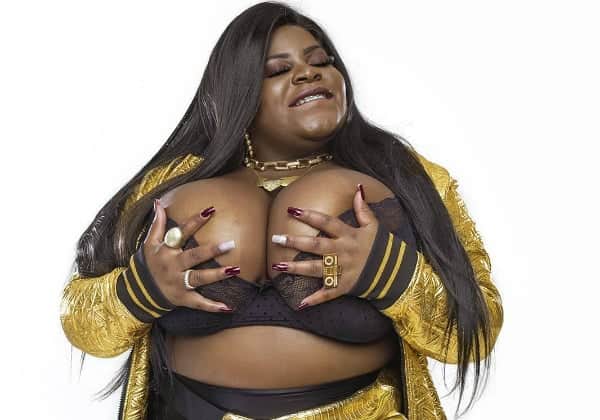 Jojo Todynho mostra os seios para Drake e recebe muitas críticas na web (Foto: Reprodução) Jojo Todynho mostra os seios para Drake e recebe muitas críticas na web (Foto: Reprodução)