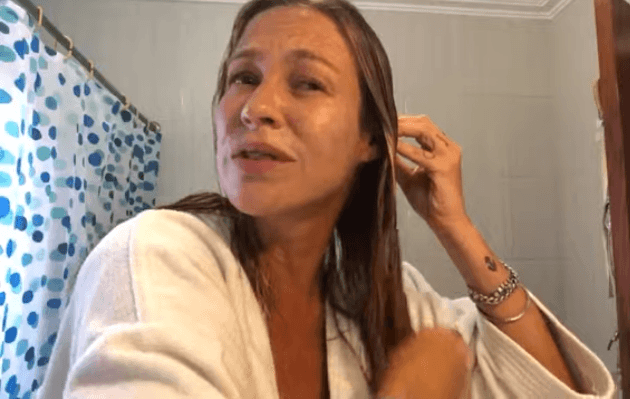 Luana Piovani tira piolhos (Foto: Reprodução/ Instagram) Luana Piovani tira piolhos (Foto: Reprodução/ Instagram)