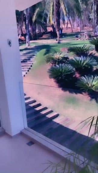 Maraisa mostrou detalhes de sua mansão em Goiânia (Reprodução) Maraisa mostrou detalhes de sua mansão em Goiânia (Reprodução)