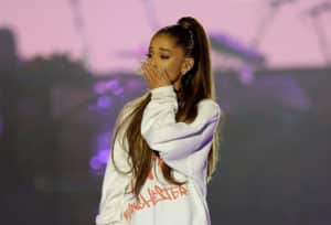 A cantora Ariana Grande fez um grande desabafo emocionante sobre seu sucesso (Foto: Reprodução) A cantora Ariana Grande fez um grande desabafo emocionante sobre seu sucesso (Foto: Reprodução)