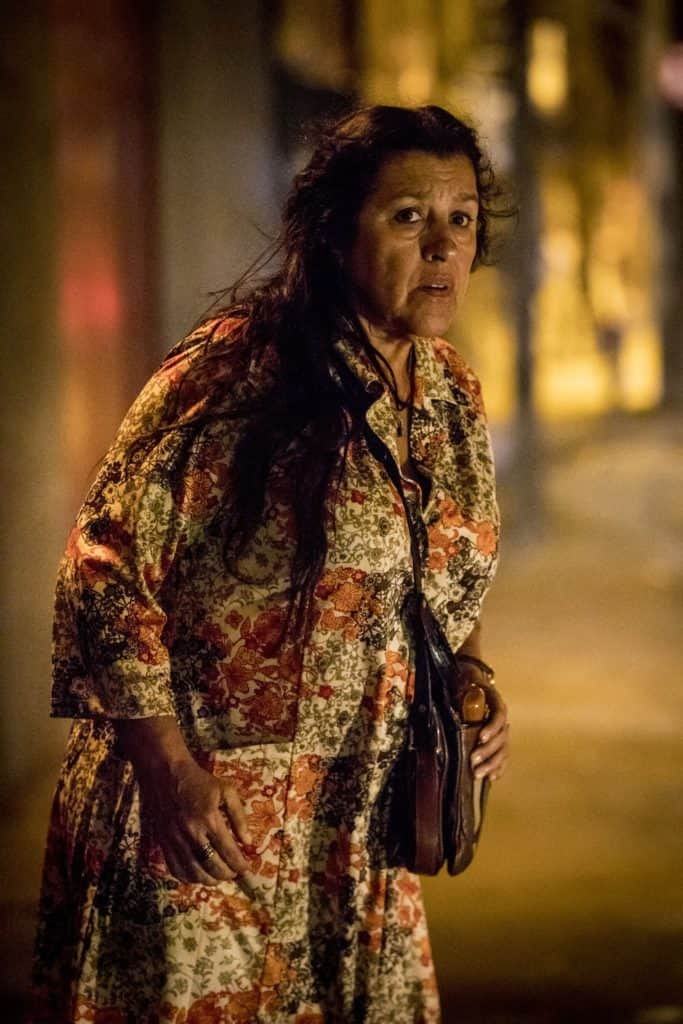 Regina Casé é Lurdes em 'Amor de Mãe' — Foto: Globo/ João Cotta Regina Casé é Lurdes em 'Amor de Mãe' — Foto: Globo/ João Cotta