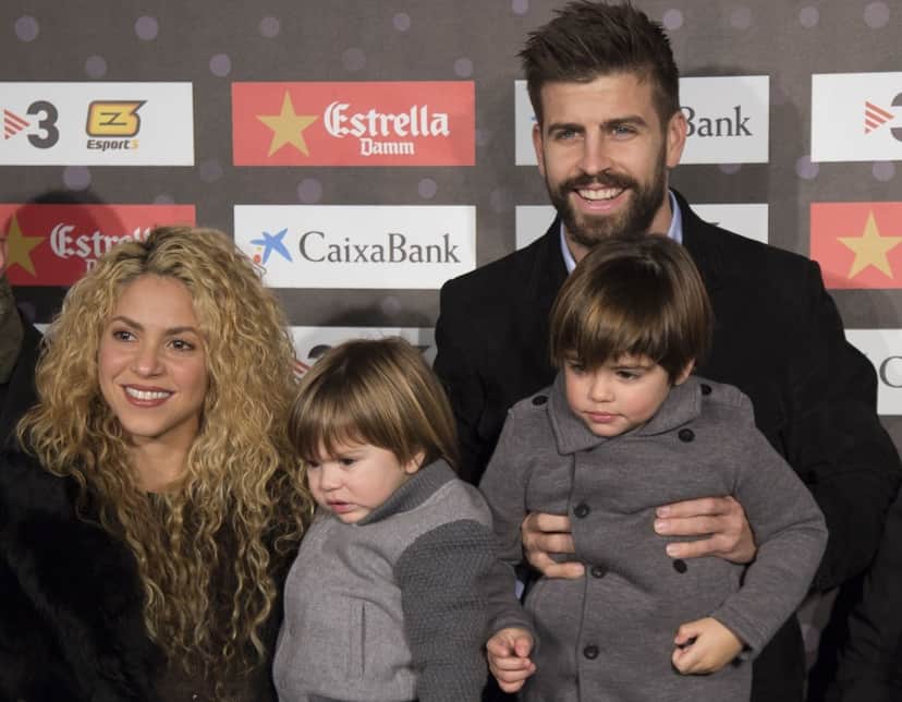 Shakira, Piqué e filhos (Foto: Reprodução) Shakira, Piqué e filhos (Foto: Reprodução)