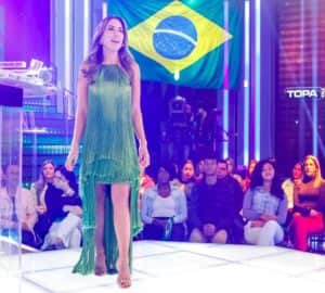 Patricia Abravanel de verde em comemoração ao 7 de Setembro (Foto: Divulgação) Patricia Abravanel de verde em comemoração ao 7 de Setembro (Foto: Divulgação)