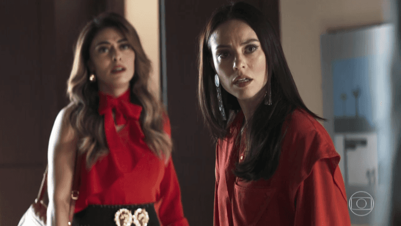 Vivi (Paolla Oliveira) e Maria da Paz (Juliana Paes) em A Dona do Pedaço (Foto: Reprodução/Globo) Vivi (Paolla Oliveira) e Maria da Paz (Juliana Paes) em A Dona do Pedaço (Foto: Reprodução/Globo)
