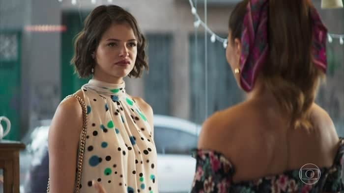Josiane (Agatha Moreira) humilhará Maria da Paz (Juliana Paes) em A Dona do Pedaço (Foto: Reprodução/Globo) Josiane (Agatha Moreira) humilhará Maria da Paz (Juliana Paes) em A Dona do Pedaço (Foto: Reprodução/Globo)