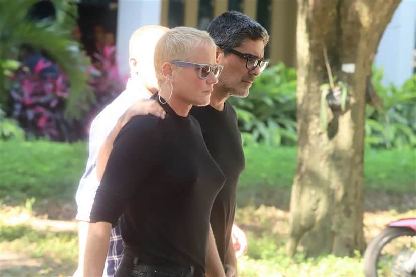 A ex-apresentadora da Globo, Xuxa Meneghel ao lado de seu namorado, Junno (Foto: Daniel Pinheiro / AgNews) A ex-apresentadora da Globo, Xuxa Meneghel ao lado de seu namorado, Junno (Foto: Daniel Pinheiro / AgNews)