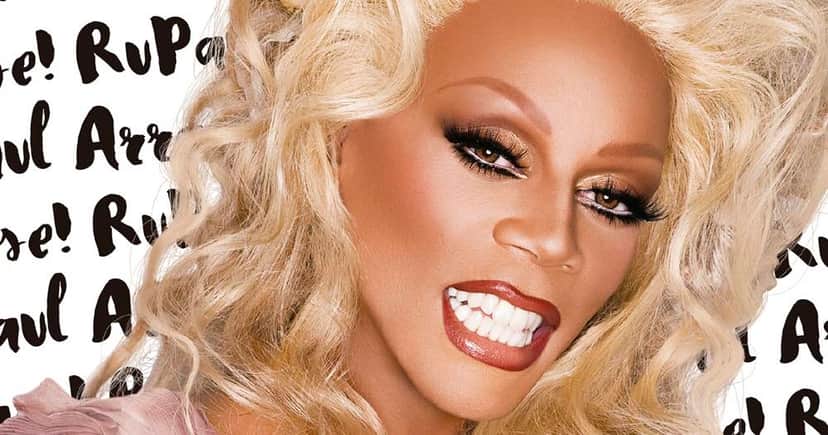 A famosa drag queen RuPaul, fala durante entrevista sobre o preconceito que enfrentou até chegar a ser quem é hoje (Foto: Reprodução) A famosa drag queen RuPaul, fala durante entrevista sobre o preconceito que enfrentou até chegar a ser quem é hoje (Foto: Reprodução)