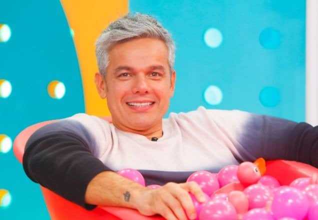 O famoso ex-apresentador do Vídeo Show da Globo e marido de Flávia Alessandra, Otaviano Costa compartilha dia de princesa no salão (Reprodução) O famoso ex-apresentador do Vídeo Show da Globo e marido de Flávia Alessandra, Otaviano Costa compartilha dia de princesa no salão (Reprodução)