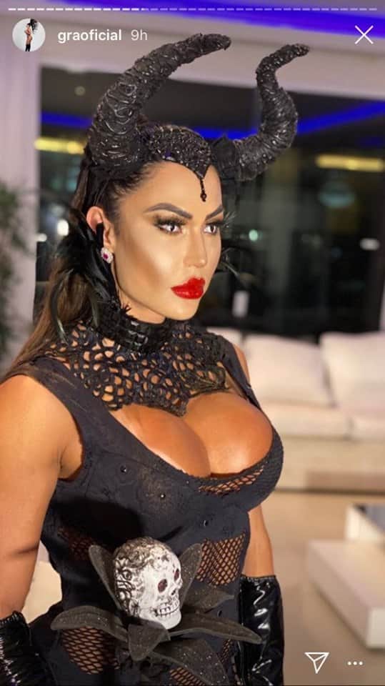 Gracyanne Barbosa vai à festa de Anitta fantasiada de Malévola Fitness (Imagem: Instagram) Gracyanne Barbosa vai à festa de Anitta fantasiada de Malévola Fitness (Imagem: Instagram)