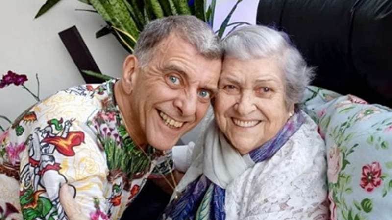 Jorge Fernando e sua mãe, Hilda Rebello (Foto: Reprodução/Instagram) Jorge Fernando e sua mãe, Hilda Rebello (Foto: Reprodução/Instagram)