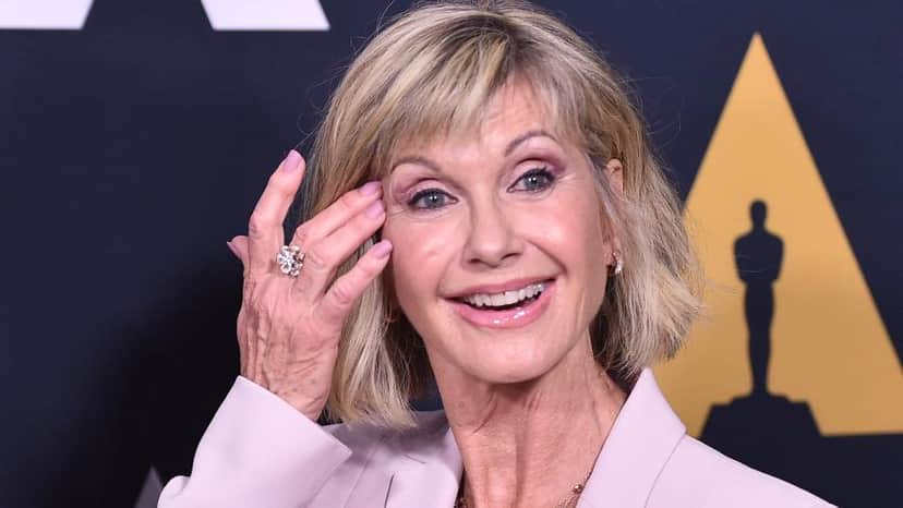 A atriz, Olivia Newton-John descobriu um terceiro câncer agora na mama. (imagem: Alberto E. Rodriguez/Getty Images/ UOL) A atriz, Olivia Newton-John descobriu um terceiro câncer agora na mama. (imagem: Alberto E. Rodriguez/Getty Images/ UOL)