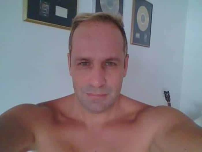 Ricardo Costa, ex-polegar implora por ajuda (Foto: Reprodução) Ricardo Costa, ex-polegar implora por ajuda (Foto: Reprodução)