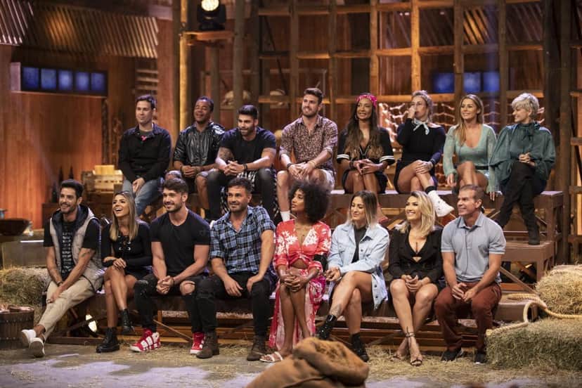 Saiba como votar por telefone e SMS e receber todos os detalhes do reality show A Fazenda 11 (Foto: Reprodução) Saiba como votar por telefone e SMS e receber todos os detalhes do reality show A Fazenda 11 (Foto: Reprodução)