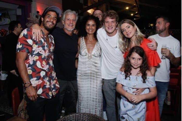 http://tvfoco.uai.com.br/wp-content/uploads/2015/05/Daniela-Mercury.jpg