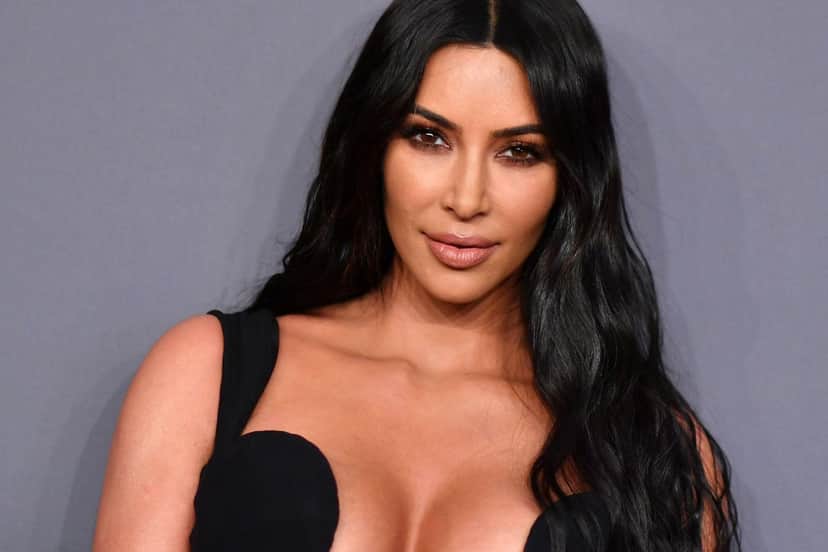 Kim Kardashian fala sobre os paparazzis que tentam tirar fotos de suas partes intimas (Foto: Reprodução) Kim Kardashian fala sobre os paparazzis que tentam tirar fotos de suas partes intimas (Foto: Reprodução)