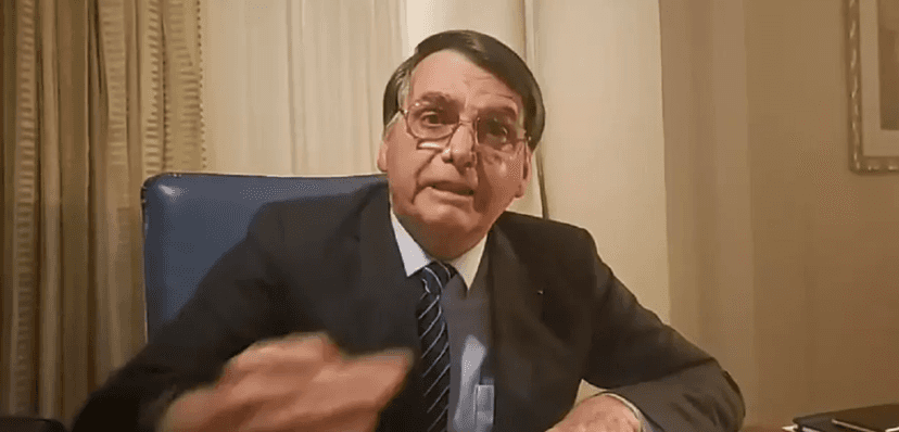 Bolsonaro detona a Globo (Foto: Reprodução) Bolsonaro detona a Globo (Foto: Reprodução)