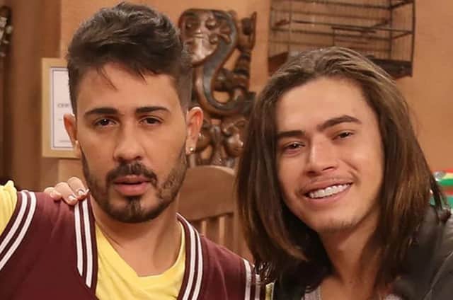 Whindersson Nunes e Carlinhos Maia faziam o reality Os Roni juntos (Foto: Reprodução) Whindersson Nunes e Carlinhos Maia faziam o reality Os Roni juntos (Foto: Reprodução)