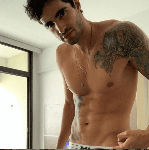 Mister Brasil Lucas Arantes esclareceu que sofre preconceito em faculdade de medicina por trabalhar com a aparência (Foto: Reprodução/ Instagram) Mister Brasil Lucas Arantes esclareceu que sofre preconceito em faculdade de medicina por trabalhar com a aparência (Foto: Reprodução/ Instagram)