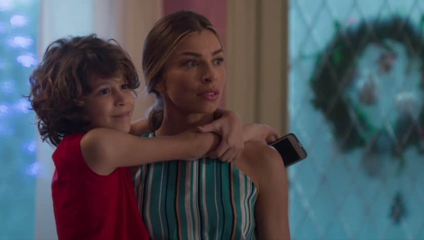 Paloma fica insegura em cena de Bom Sucesso Paloma fica insegura em cena de Bom Sucesso