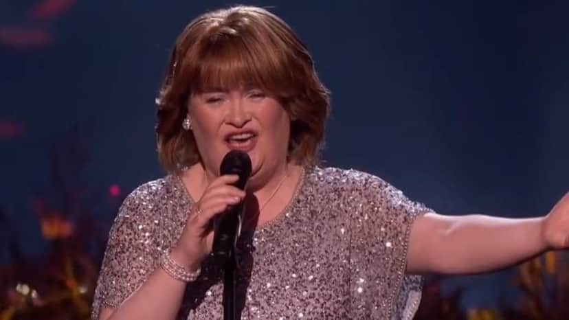 A cantora Susan Boyle em seu retorno ao Got Talent (Foto: Reprodução) A cantora Susan Boyle em seu retorno ao Got Talent (Foto: Reprodução)
