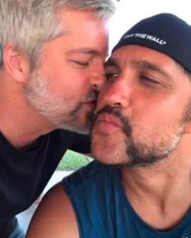 Victor e Leo selaram a paz nas redes sociais e trocaram declarações de amor (Foto: Reprodução/ Instagram) Victor e Leo selaram a paz nas redes sociais e trocaram declarações de amor (Foto: Reprodução/ Instagram)