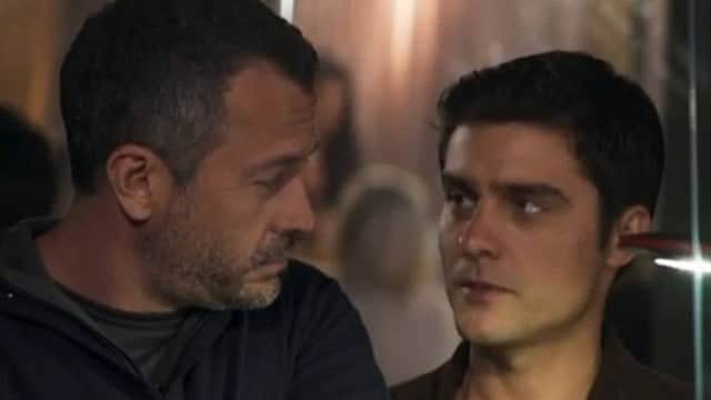 Agno e Leandro em cena da novela das 21h, A Dona do Pedaço (Foto: Reprodução) Agno e Leandro em cena da novela das 21h, A Dona do Pedaço (Foto: Reprodução)