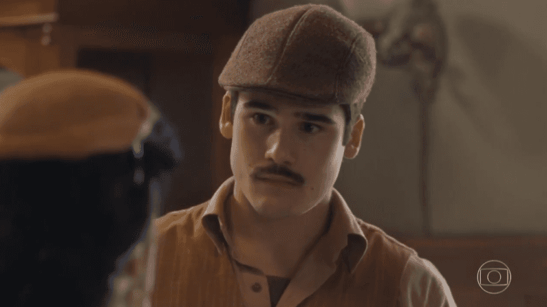 Alfredo (Nicolas Prattes) em Éramos Seis (Foto: Reprodução/Globo) Alfredo (Nicolas Prattes) em Éramos Seis (Foto: Reprodução/Globo)