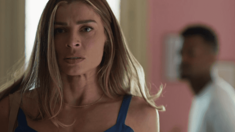 Paloma (Grazi Massafera) vai ficar na mira da morte em Bom Sucesso (Foto: Reprodução/Globo) Paloma (Grazi Massafera) vai ficar na mira da morte em Bom Sucesso (Foto: Reprodução/Globo)
