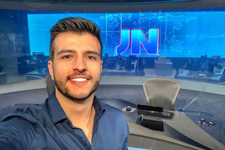Matheus Ribeiro, âncora do Jornal Nacional (Foto: Divulgação) Matheus Ribeiro, âncora do Jornal Nacional (Foto: Divulgação)