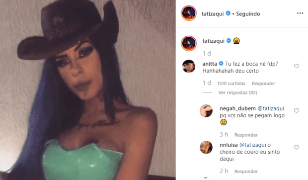 Anitta comenta foto de Tati Zaqui e fãs apontam romance entre as duas cantoras (Foto: Reprodução) Anitta comenta foto de Tati Zaqui e fãs apontam romance entre as duas cantoras (Foto: Reprodução)