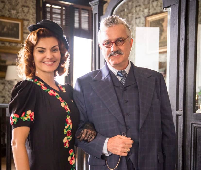 Assad (Werner Schünemann) e Karine (Mayana Neiva) sua noiva em Éramos Seis (Foto: Raquel Cunha) Assad (Werner Schünemann) e Karine (Mayana Neiva) sua noiva em Éramos Seis (Foto: Raquel Cunha)