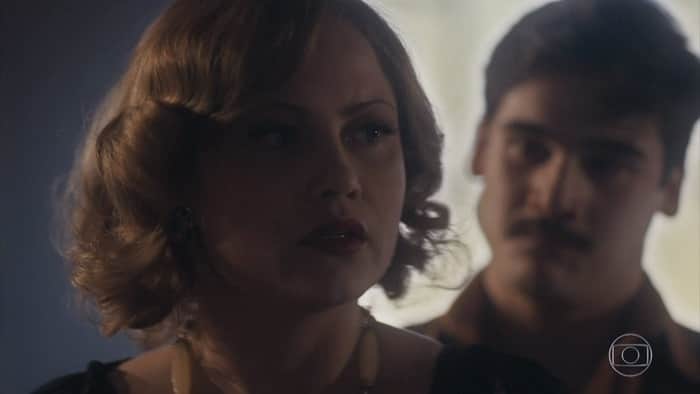 Marion (Ellen Roche) irá para a cama com Alfredo (Nicolas Prattes) em Éramos Seis (Foto: Reprodução/Globo) Marion (Ellen Roche) irá para a cama com Alfredo (Nicolas Prattes) em Éramos Seis (Foto: Reprodução/Globo)