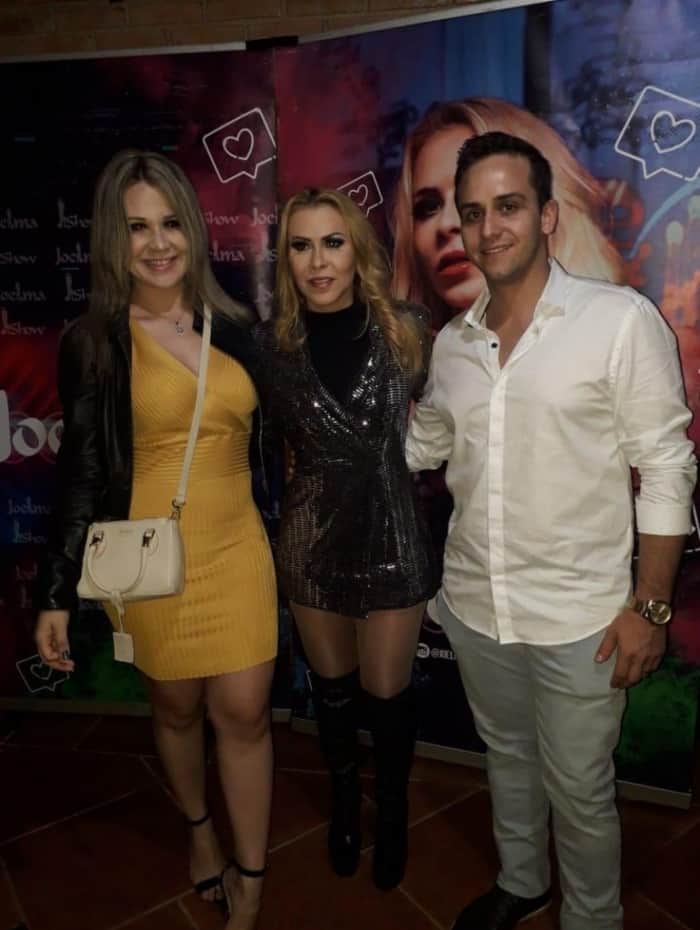 Flávia Alexandrino, Joelma e amigo (Foto: Reprodução) Flávia Alexandrino, Joelma e amigo (Foto: Reprodução)