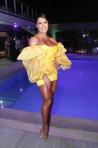 Gracyanne Barbosa ousou em seu look para evento no Rio de Janeiro (Foto: Reprodução) Gracyanne Barbosa ousou em seu look para evento no Rio de Janeiro (Foto: Reprodução)