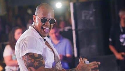 O famoso cantor e ex-noivo de Lore Improta, Léo Santana é flagrada com ex-participante do De Férias com o Ex (Foto: Reprodução/Instagram) O famoso cantor e ex-noivo de Lore Improta, Léo Santana é flagrada com ex-participante do De Férias com o Ex (Foto: Reprodução/Instagram)