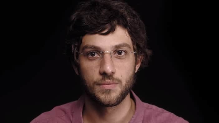 Chay Suede será filho de Adriana Esteves em Amor de Mãe Chay Suede será filho de Adriana Esteves em Amor de Mãe