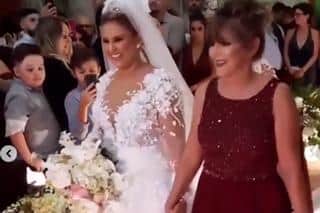 A esposa de Zé Neto, Natália Toscano em seu casamento com o sertanejo (Imagem: Reprodução) A esposa de Zé Neto, Natália Toscano em seu casamento com o sertanejo (Imagem: Reprodução)
